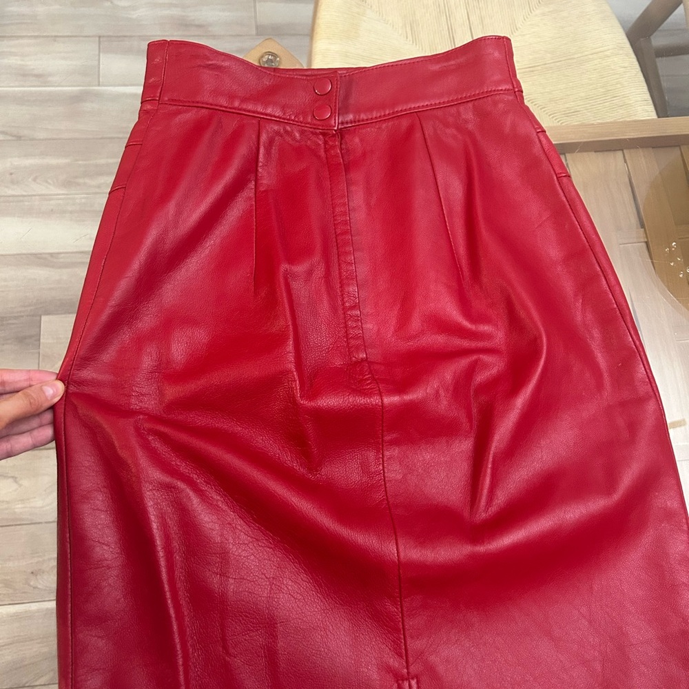 Danier Red Leather Skirt - Picture 7 of 13
